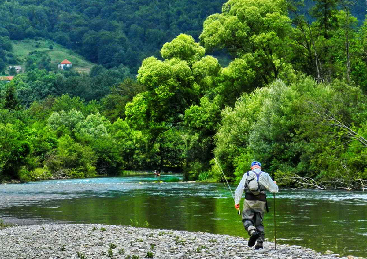 Ett av sommarens stora fiskeäventyr väntar i Montenegro!