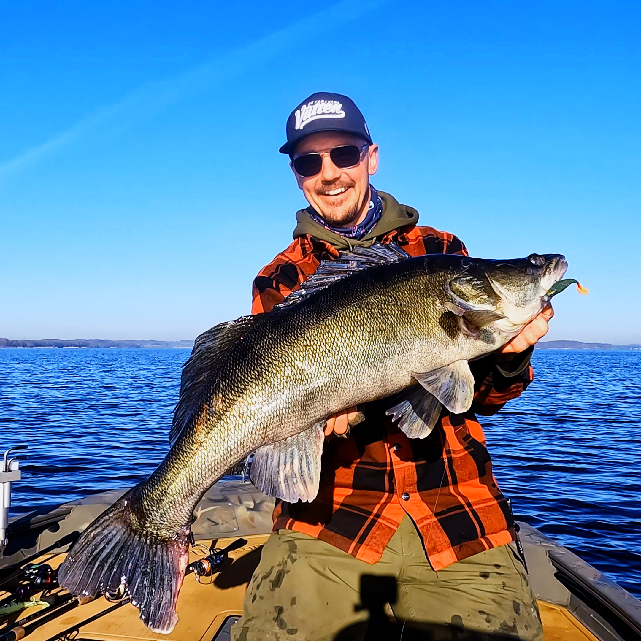 En riktigt stygg SuperSizegös för Christopher Svanberg!