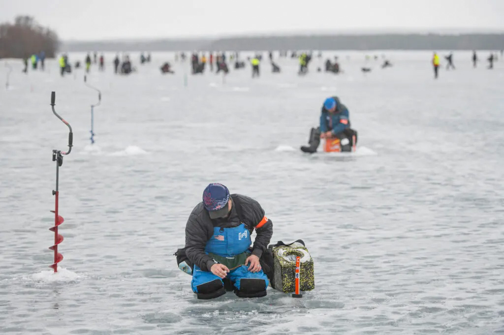 Spännande första dag på VM i isfiske mormyska!